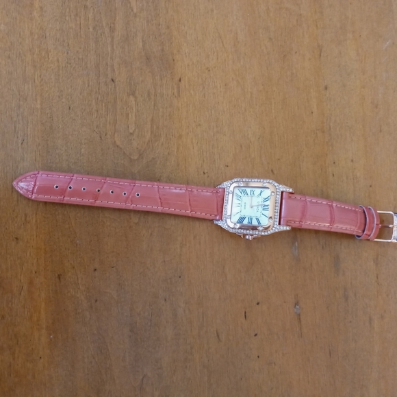 Rose gold & white crystal watch, leather strap - Picture 5 of 9
